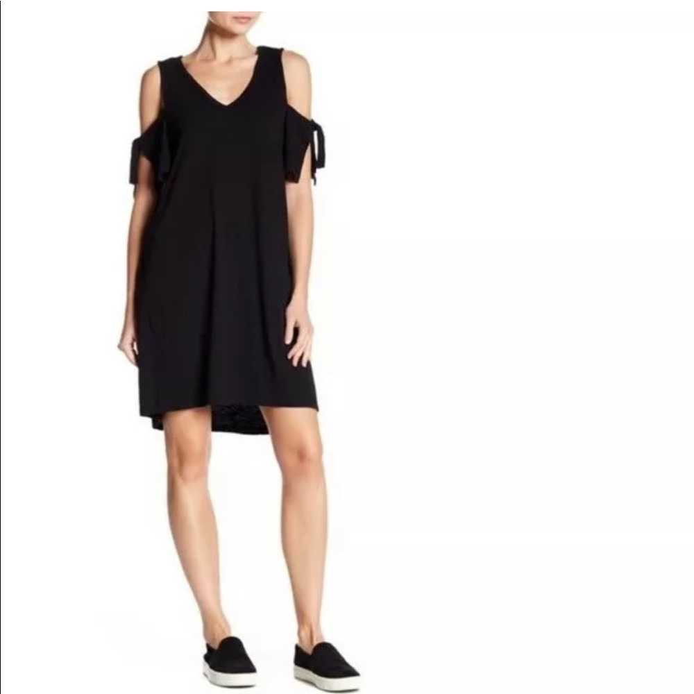 Sanctuary cold shoulder dress sz m
